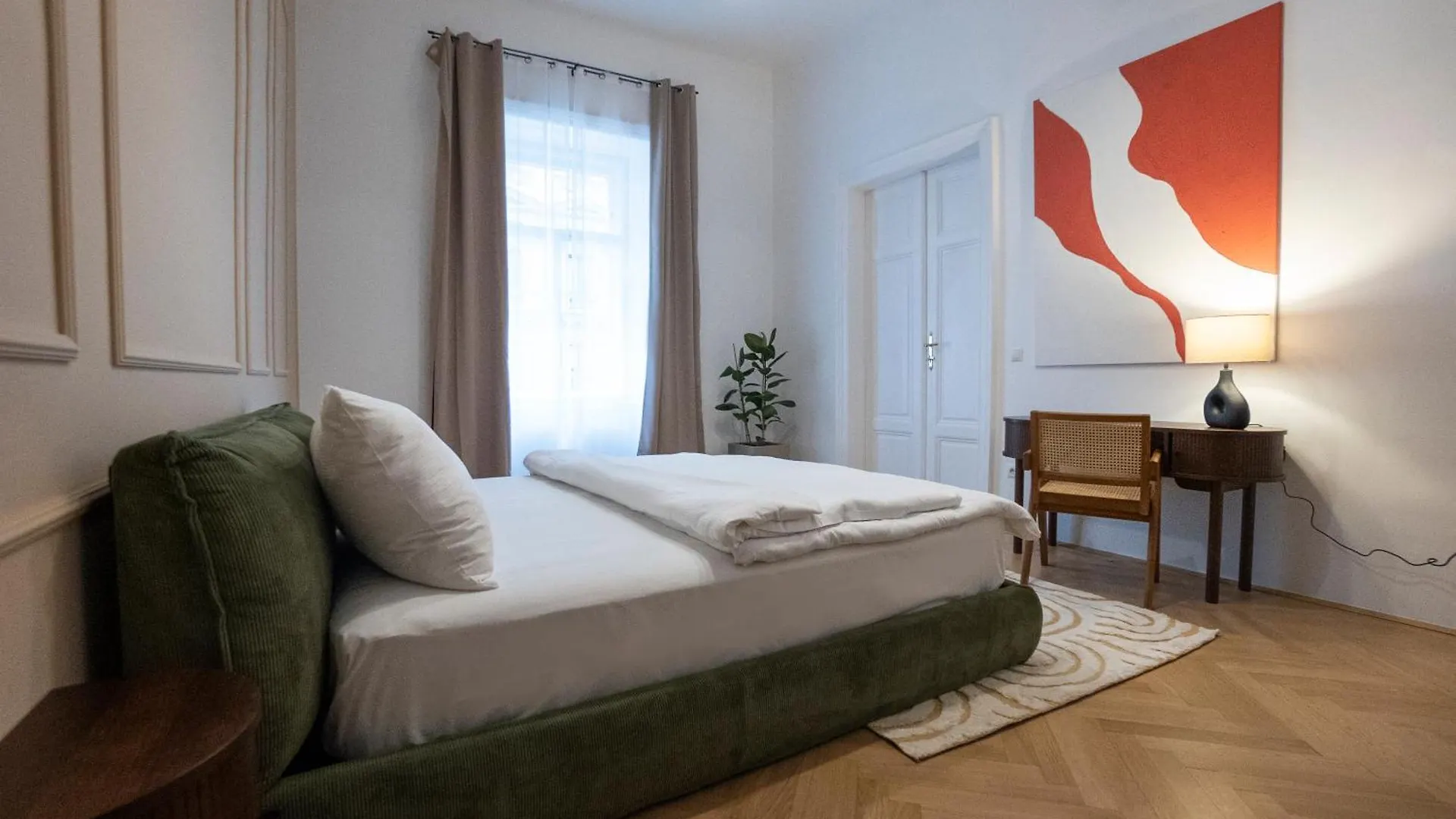 Elegant 2Br Apt Near Parliament, Self 24H Check-In Vienna 0*,