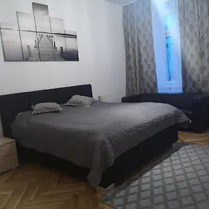 Angelika Apartman