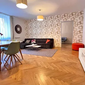  Apartamento Exclusive Center