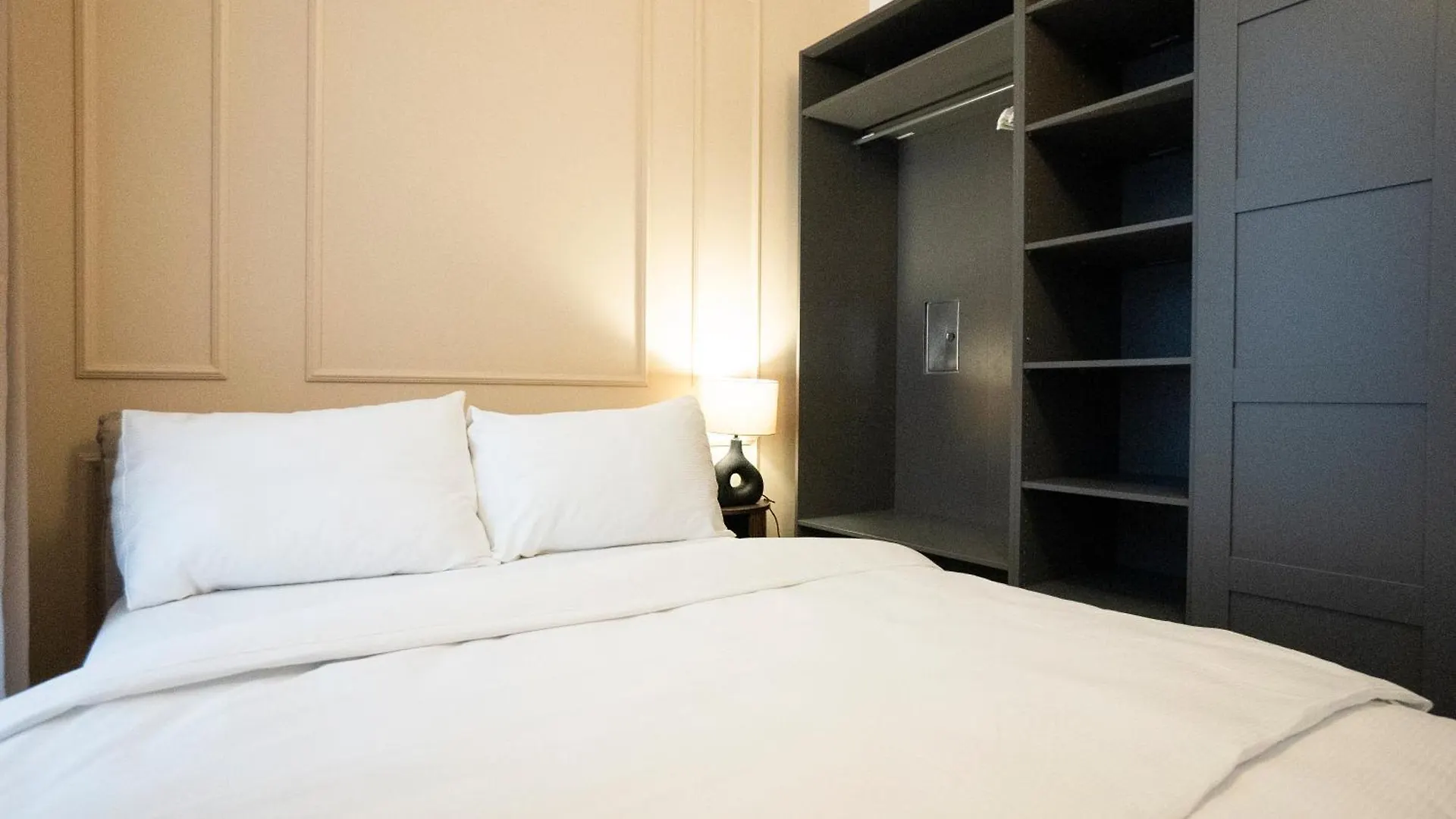 Elegant 2Br Apt Near Parliament, Self 24H Check-In Vídeň 0*,